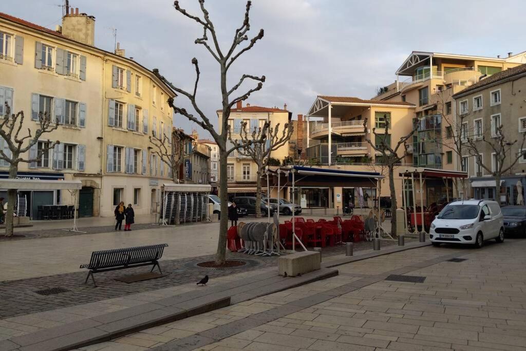 Studio Equipe Hyper Centre De Valence 발랑스 외부 사진